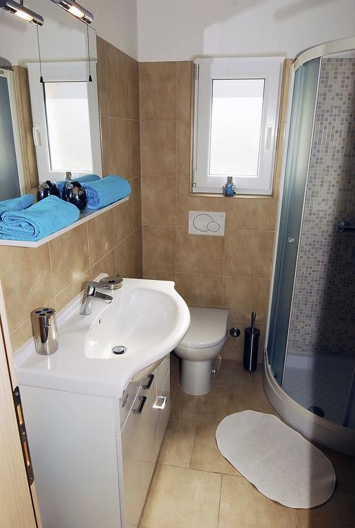 Apartments Maslina พรีมอชเตน ภายนอก รูปภาพ