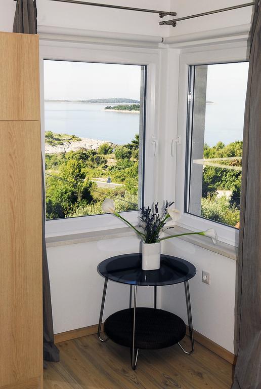 Apartments Maslina พรีมอชเตน ภายนอก รูปภาพ