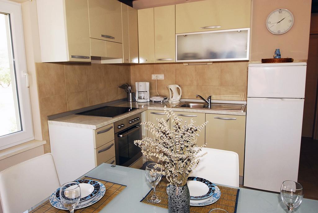 Apartments Maslina พรีมอชเตน ภายนอก รูปภาพ